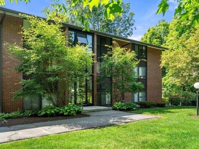 Condo for sale in Andover, Massachusetts