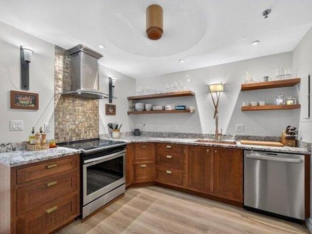 Condo for sale in Andover, Massachusetts