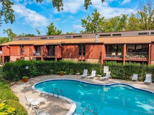 Condo for sale in Ann Arbor, Michigan