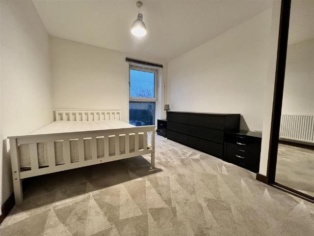 Apartment for rent in Denham