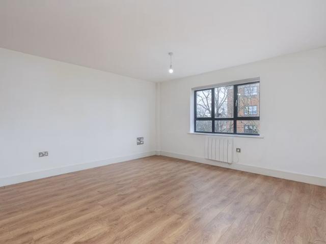 Apartment for rent in Gun Hill Park, Aldershot
