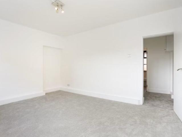 Apartment for rent in Two Mills, Cheshire