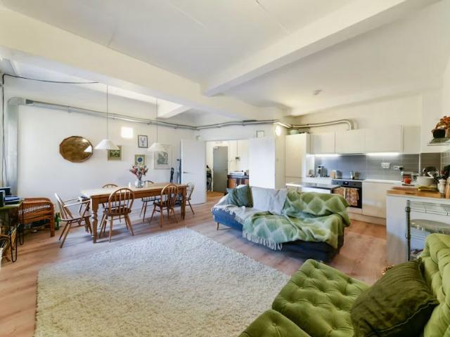 Apartment for rent in Dalston