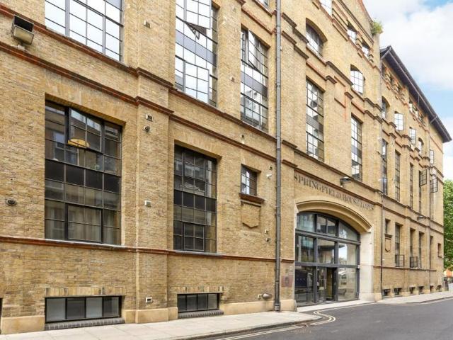 Apartment for rent in Dalston