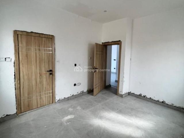 Flat for sale in Eti Osa, Lagos