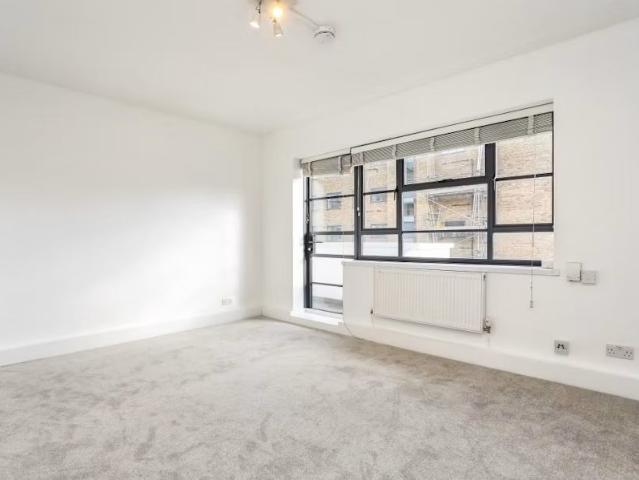 Apartment for rent in Two Mills, Cheshire