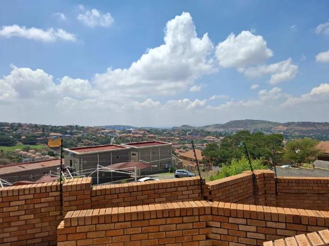 Apartment for sale in Vosloorus, Gauteng
