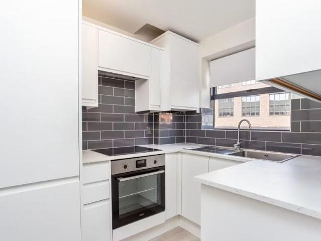 Apartment for rent in The Borough, Greater London