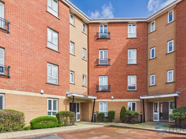 Apartment for rent in Calderstones