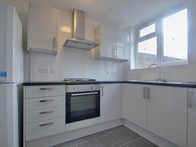 Apartment for rent in Uxbridge, Ickenham