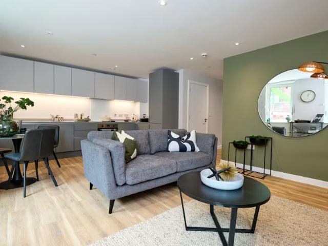 Apartment for rent in Saint George's, Netherthorpe