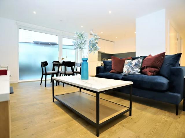 Apartment for rent in City Centre, Salford