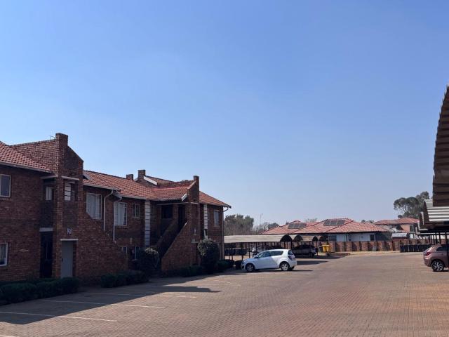 Apartment for rent in Akasia, Gauteng