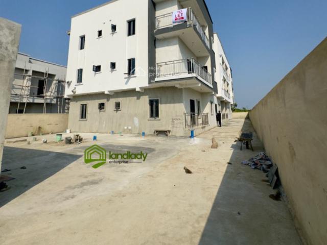 Flat for rent in Eti Osa, Lagos