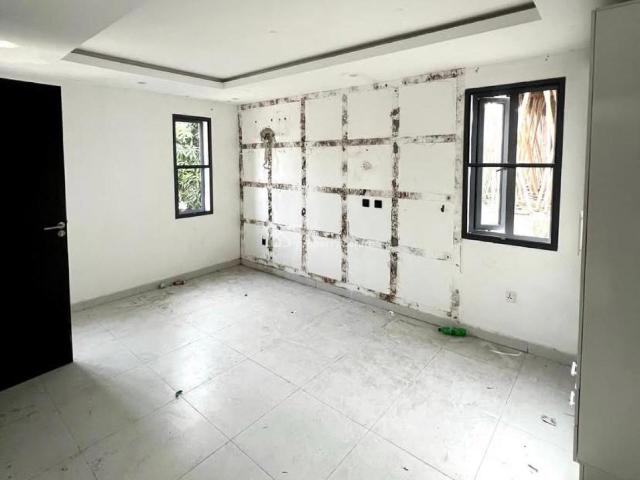 Flat for rent in Eti Osa, Lagos