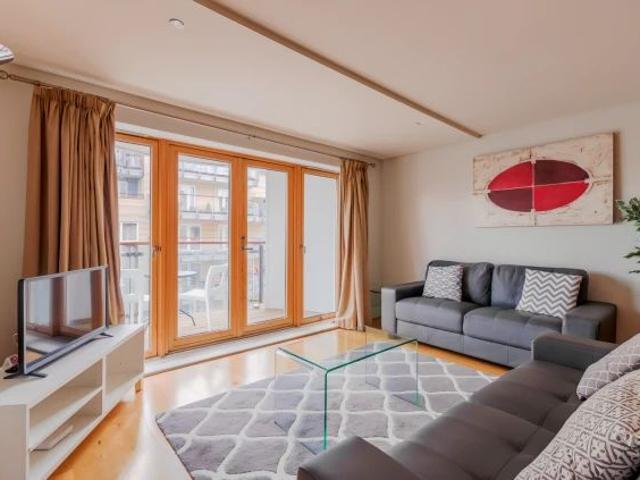 Apartment for rent in London Borough of Richmond upon Thames, Greater London