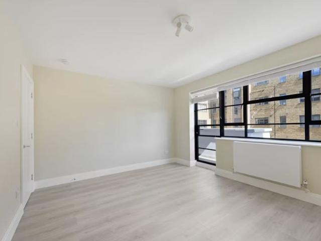 Apartment for rent in Two Mills, Cheshire