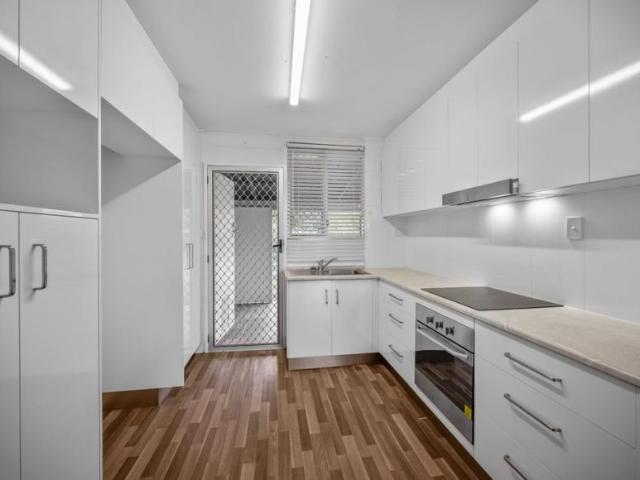 Apartment for rent in Aitkenvale, Queensland