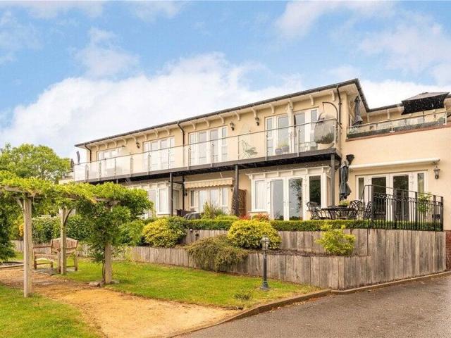 Apartment for sale in Alcester, Stratford-on-Avon