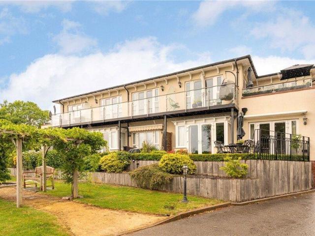 Apartment for sale in Alcester, Stratford-on-Avon