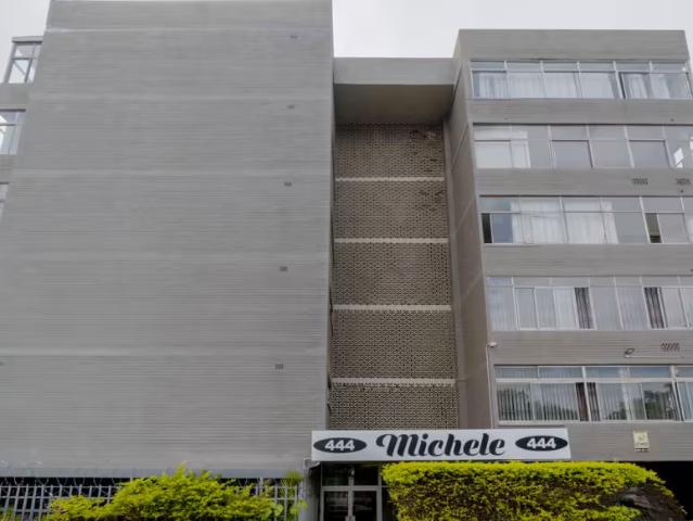 Apartment for sale in Amanzimtoti, KwaMakhutha