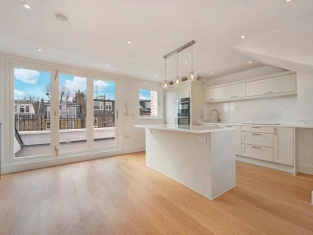 Apartment for sale in Barnet, Belsize Park