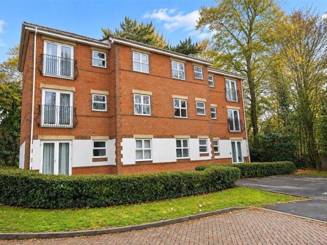 Apartment for sale in Basingstoke, Basingstoke and Deane