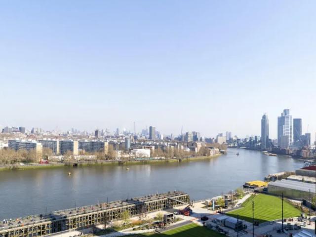Apartment for sale in Nine Elms, Greater London