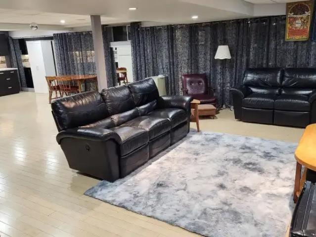 Apartment for rent in Centre-ville, Beaumont