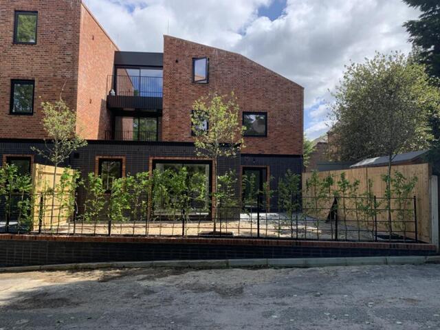 Apartment for sale in London Borough of Lewisham, Greater London
