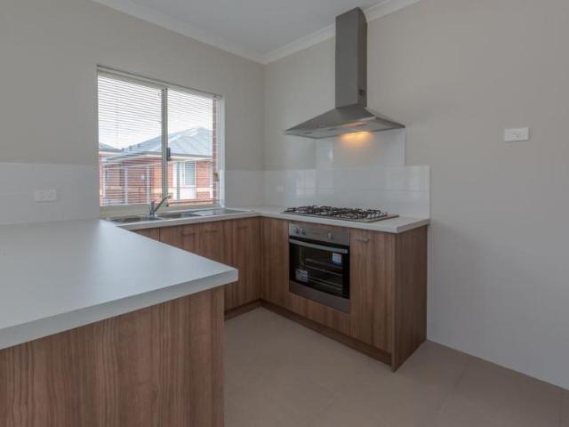 Apartment for rent in Beckenham, Western Australia