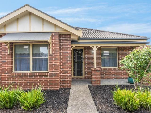 Apartment for sale in Belmont, Geelong