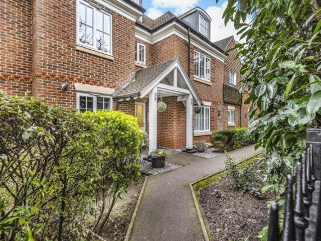 Apartment for sale in Windsor, Berkshire