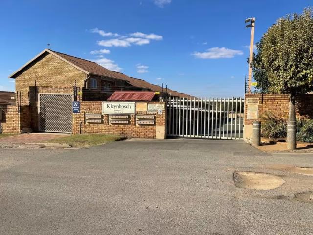 Apartment for sale in Ekurhuleni, Gauteng