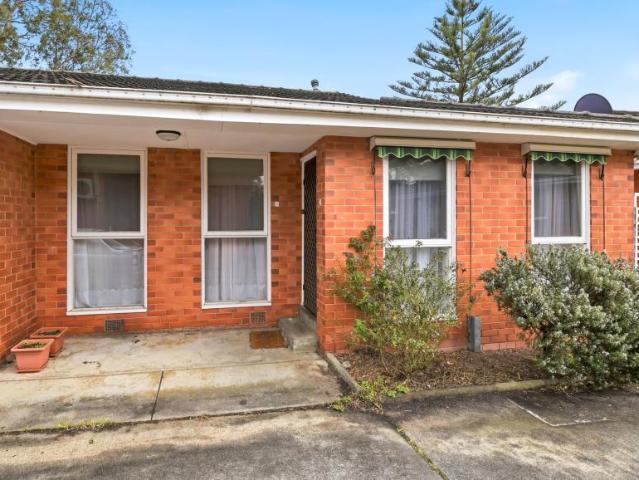 Apartment for sale in Blackburn South, Melbourne
