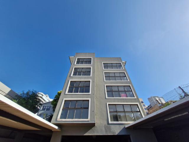 Apartment for rent in Seaview, Kwazulu-natal