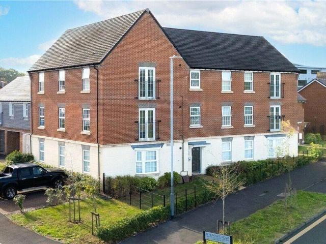 Apartment for sale in England