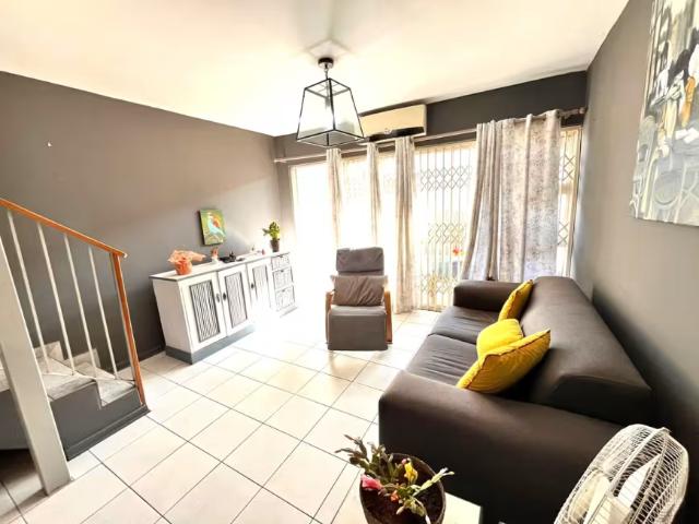 Apartment for sale in Seaview, Kwazulu-natal