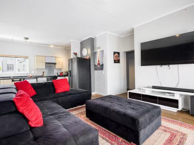 Apartment for sale in Maroeladal, Randburg