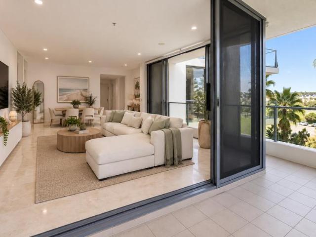 Apartment for sale in Broadbeach, Gold Coast City