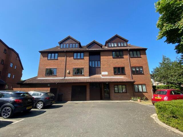 Apartment for sale in Bromley, Shortlands
