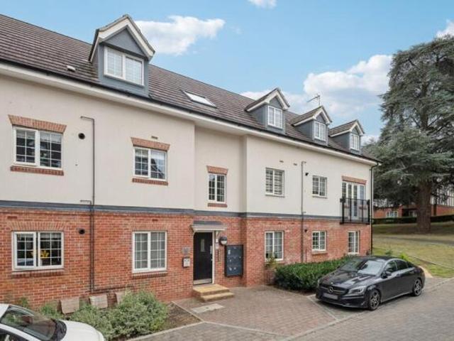 Apartment for sale in Buckingham, Chalfont St. Peter