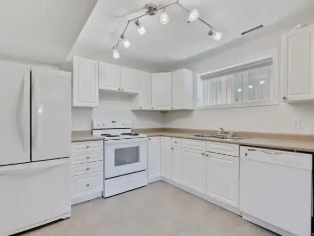 Apartment for rent in Northwest, Alberta