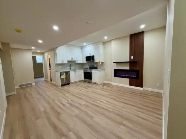 Apartment for rent in Glacier Ridge, Calgary