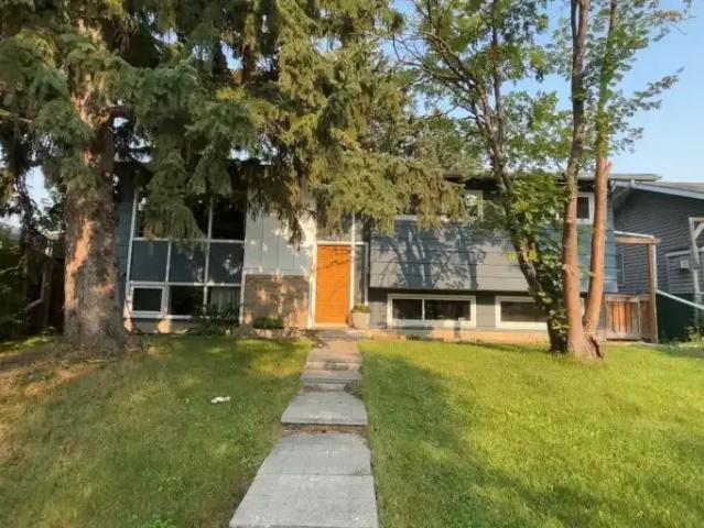 Apartment for rent in Brentwood, Calgary