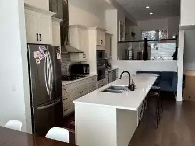 Apartment for rent in Erlton, Calgary