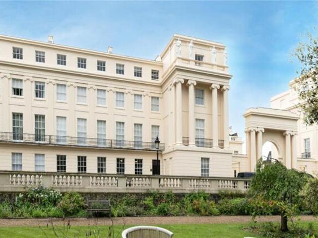 Apartment for sale in Camden Town, Chalk Farm