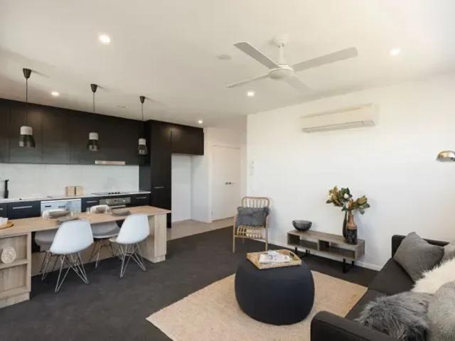Apartment for rent in Cannon Hill, Greater Brisbane