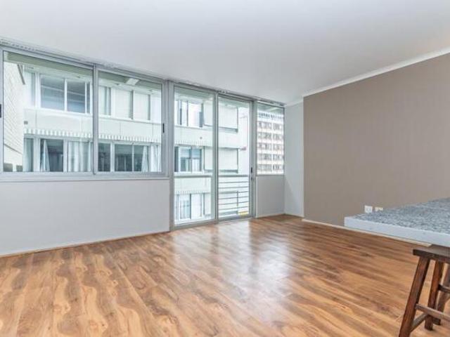 Apartment for sale in Cape Town, Western Cape