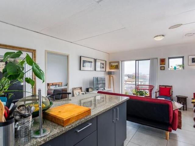 Apartment for sale in Cape Town, Western Cape